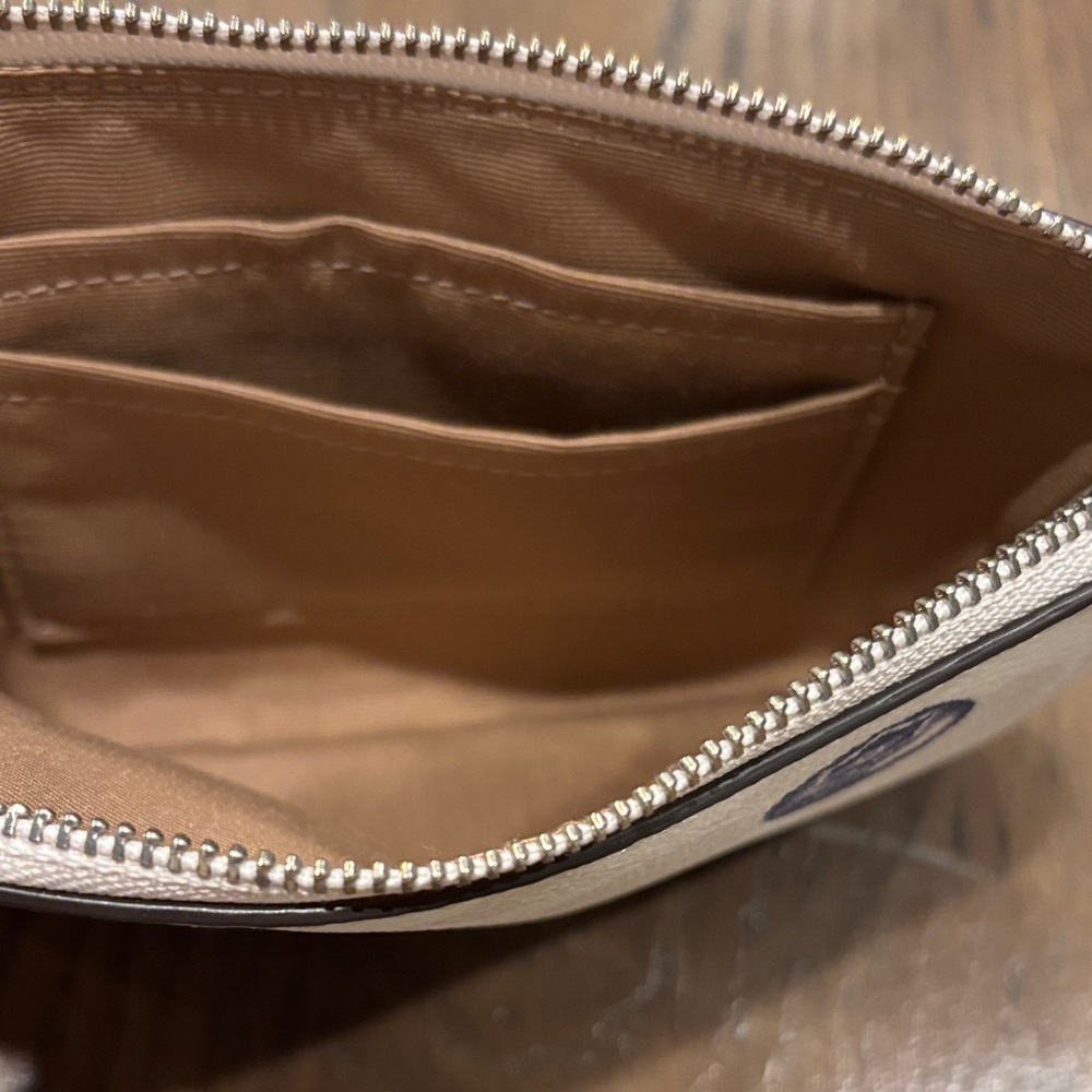 Coach Cream Wristlet with Blueberry Print and Purple Strap Limited Edition - Picture 5 of 5